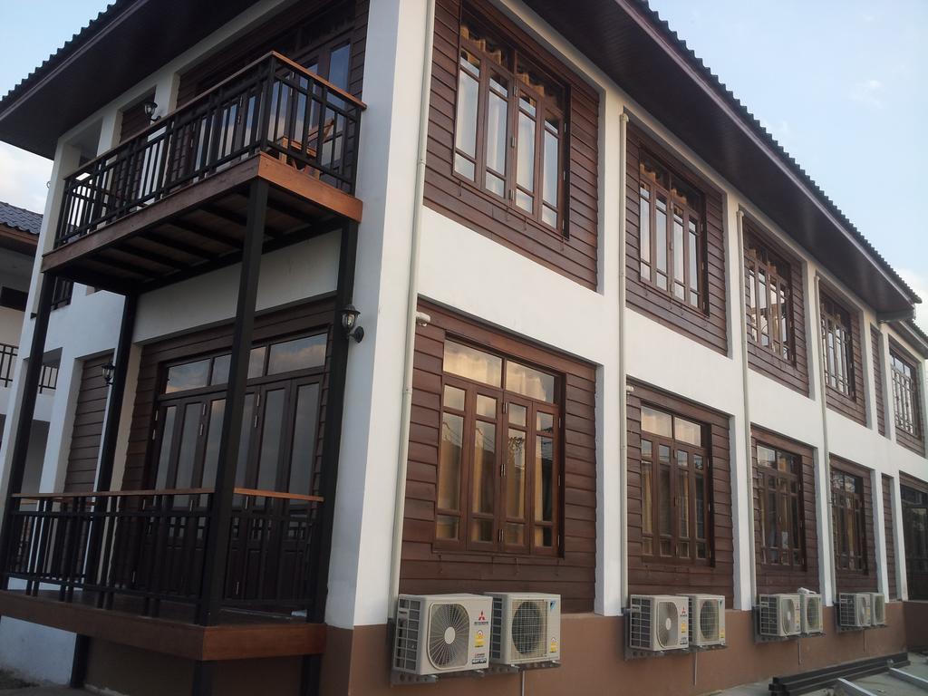 Norn Nab Dao Rimkhong Hotel Chiang Khan Exterior photo